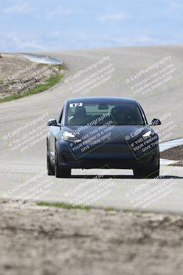 media/Mar-01-2025-Speed Ventures (Sat) [[3556983a2b]]/TC B/Session 2 (Phil Hill)/